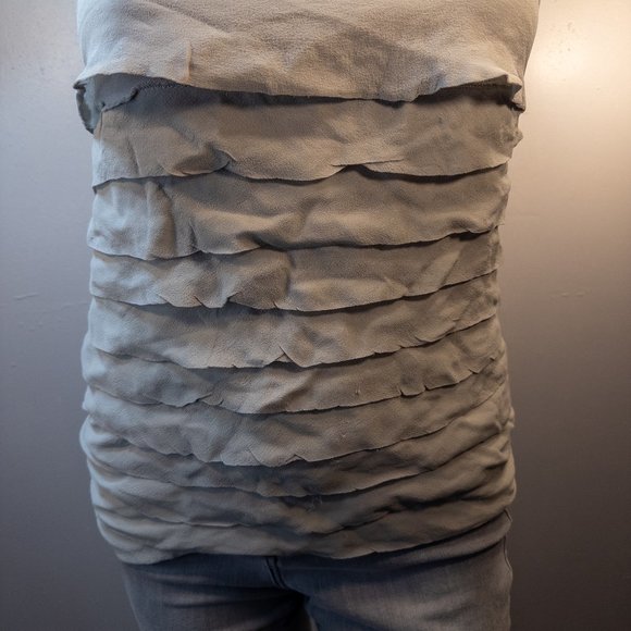 Club Monaco Womens Size Small Top Grey Silk Tiered Ruffle Racerback Sleeveless - Picture 5 of 10